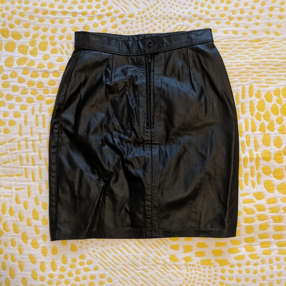 VINTAGE vegan leather mini skirt